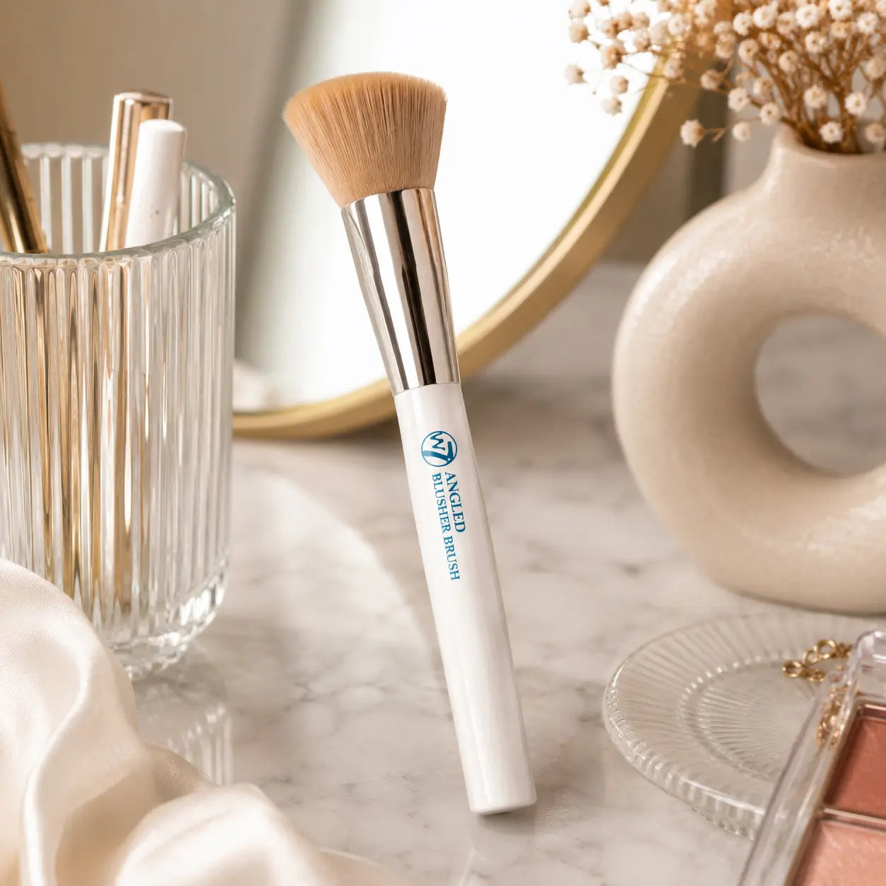 Angled Blusher Brush W7