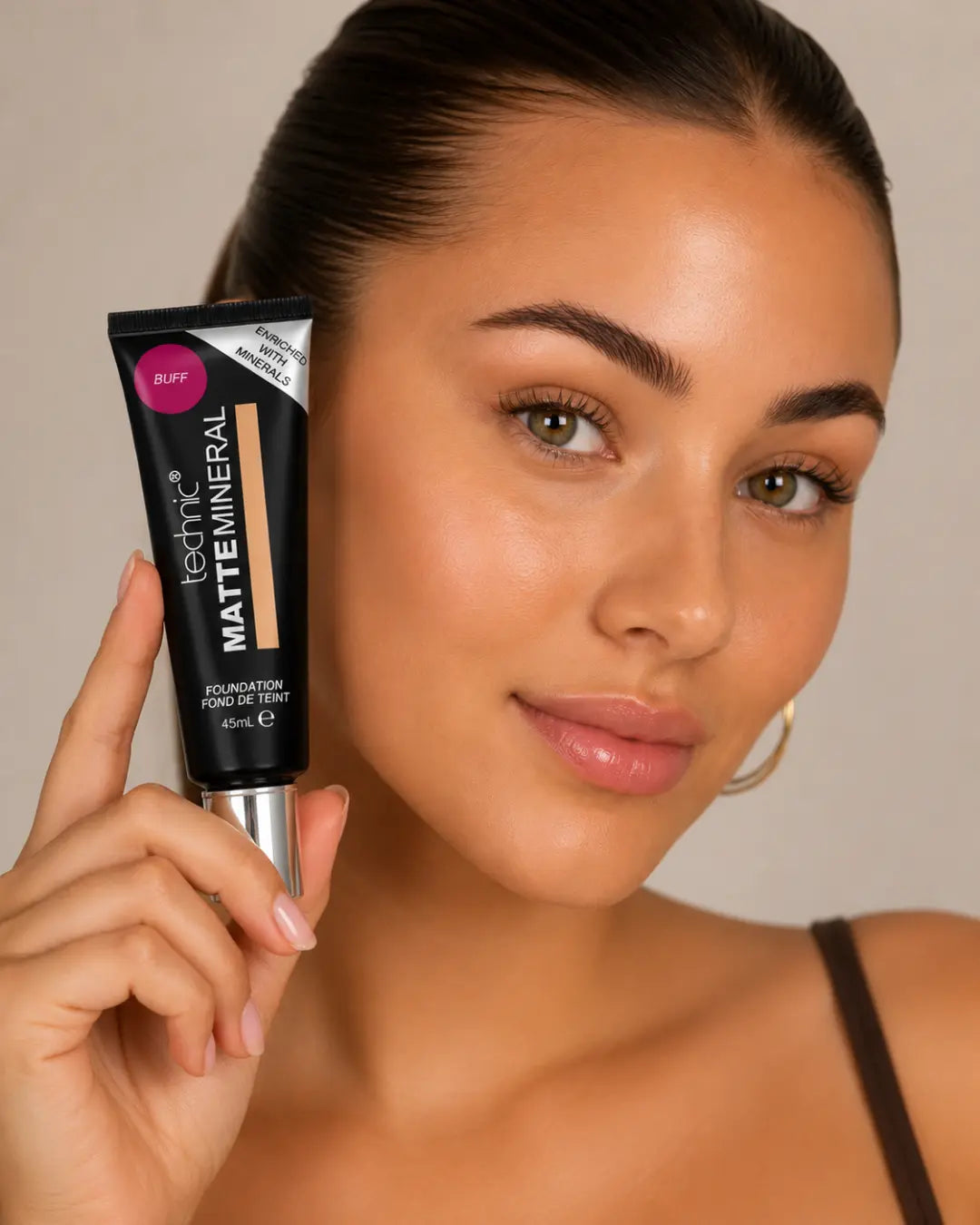 Matte Mineral Foundation Technic