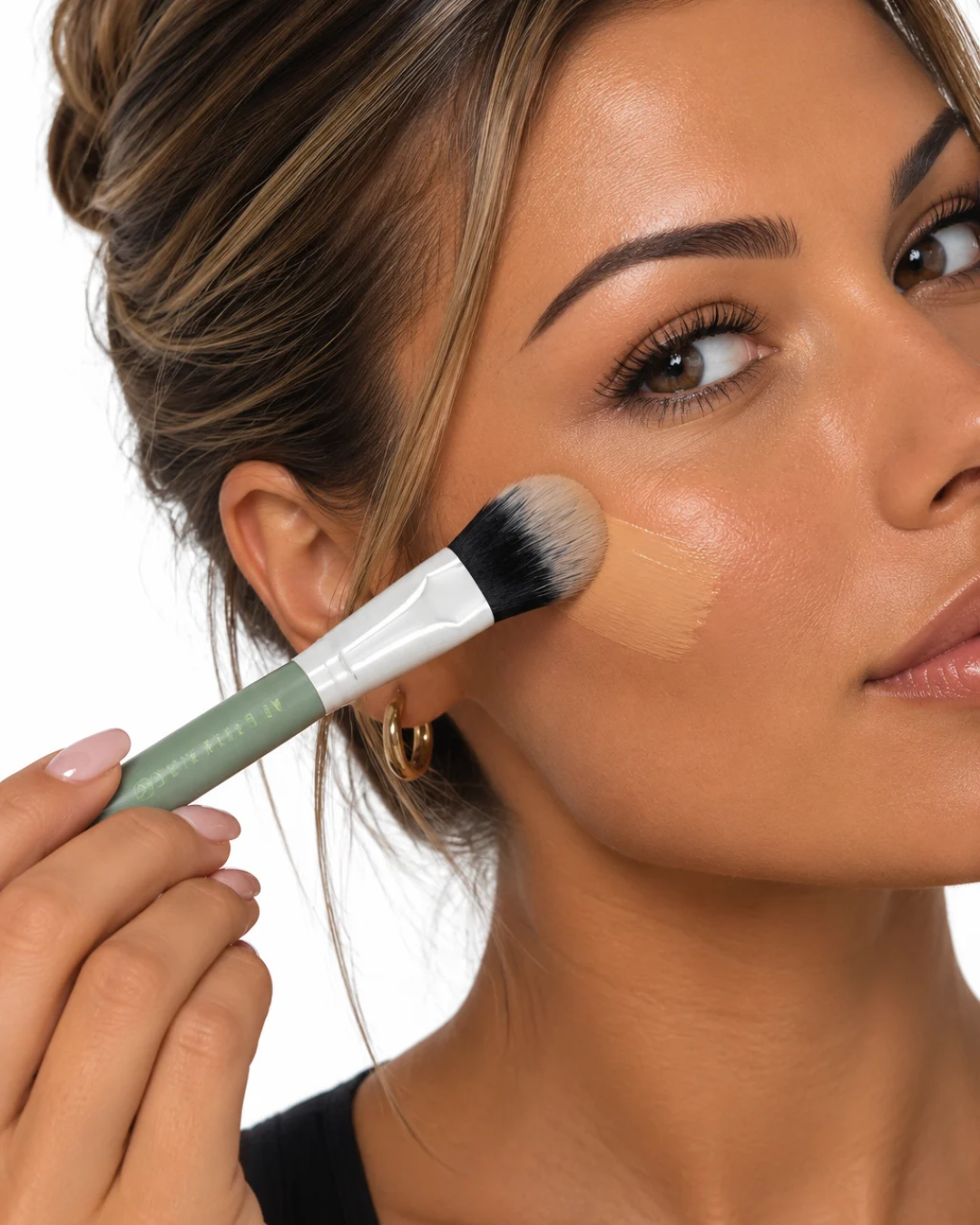 W7 Very Vegan Foundation Brush