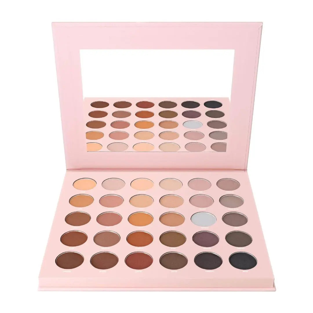 W7 Just Mattes - 30 Pressed Pigments - Stellaz.se